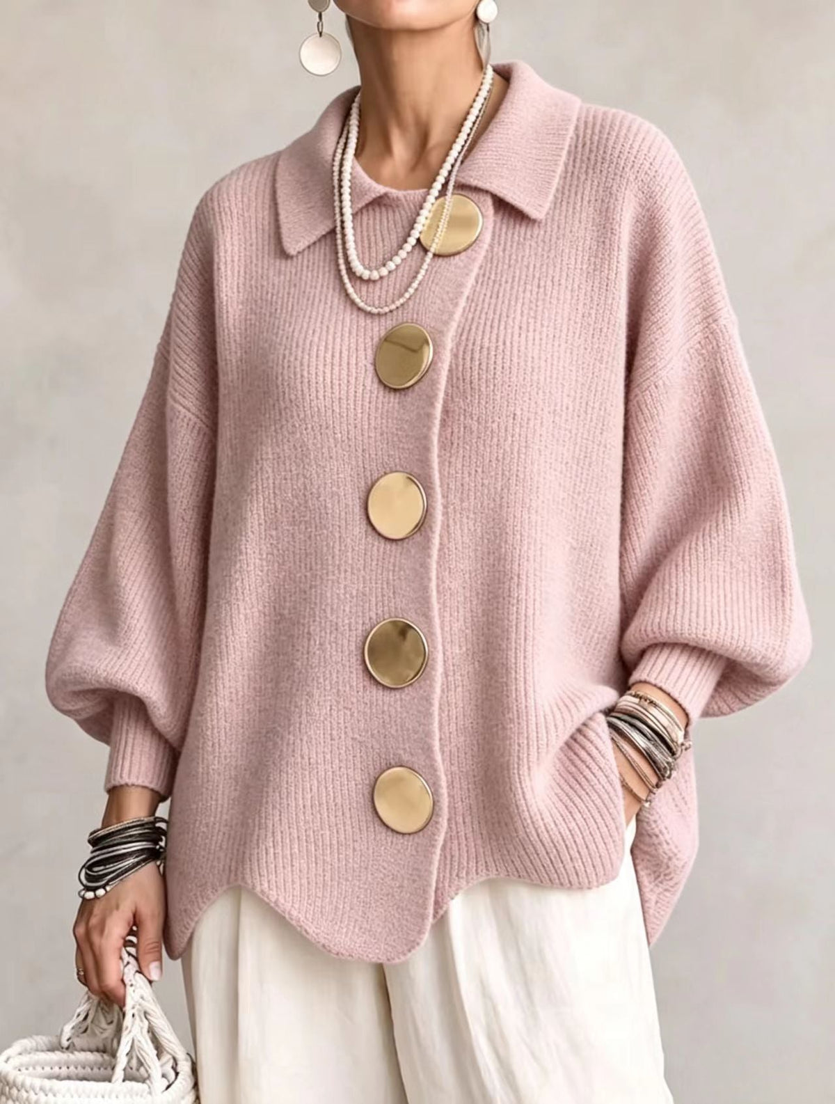 Victoria | Cárdigan oversize con grandes botones dorados