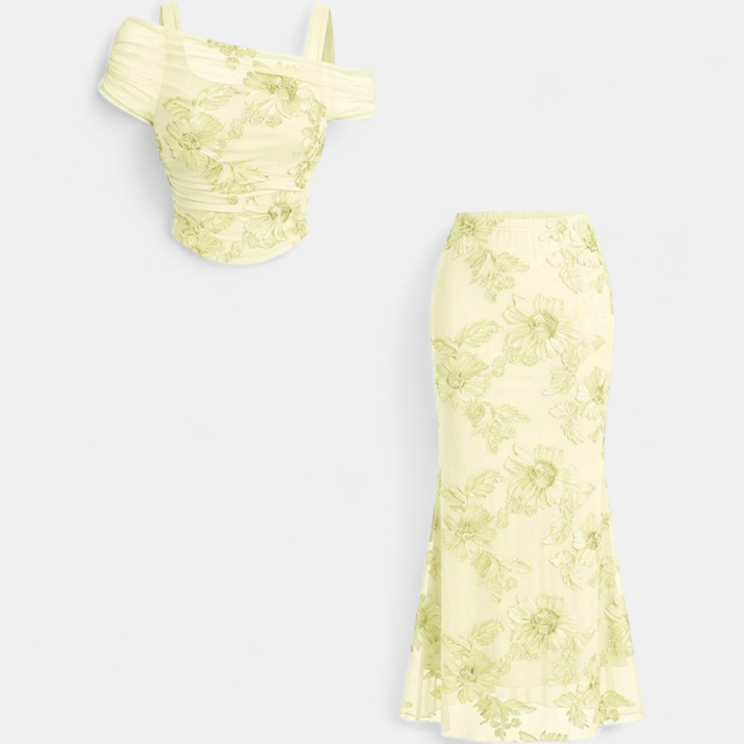 Conjunto de top bordado y falda larga sirena