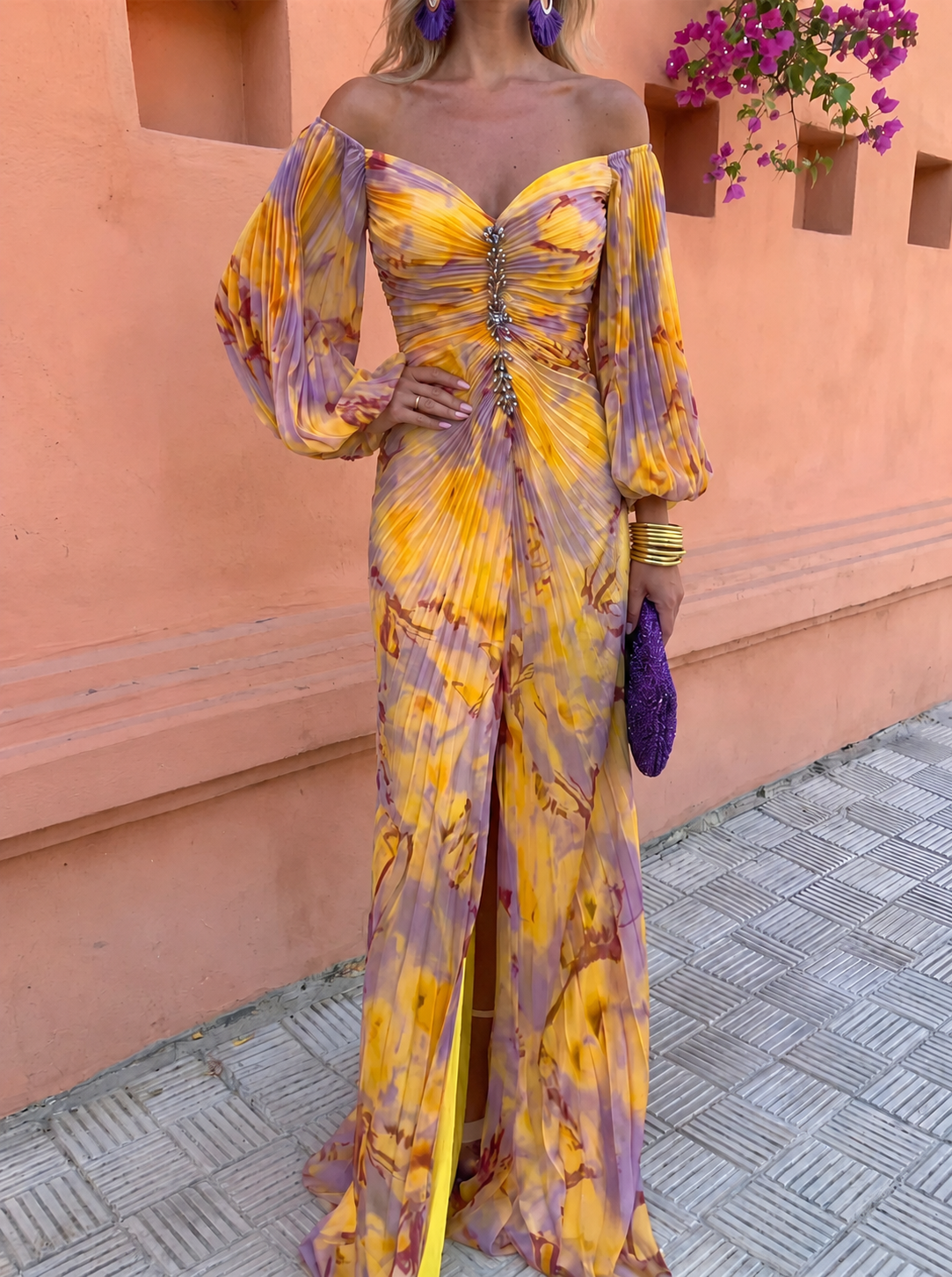 GRETA™ – VESTIDO LARGO FLORAL CON ESCOTE PRONUNCIADO